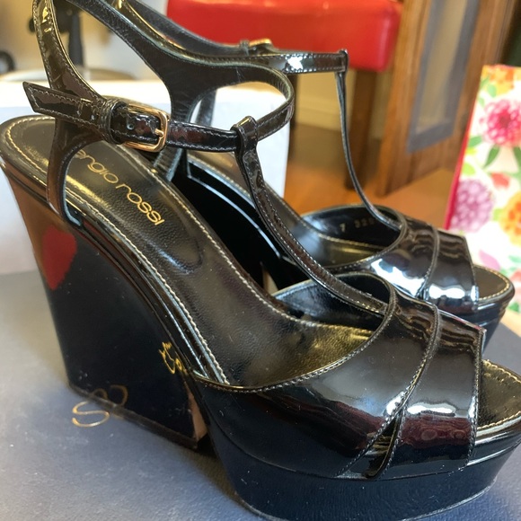 Sergio Rossi - Black patent wedge; 35.5 Us Size - Picture 8 of 9